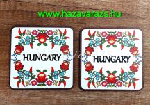   NÉPI MINTÁS POHÁRALÁTÉT HUNGARY FELIRATTAL FEHÉR ALAPON
