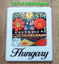   TILI-TOLI MÁGNES ÉS PUZZLE EGYBEN NÉPI MINTA HUNGARY FELIRATTAL