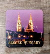  LILA NAPLEMENTÉS SZEGEDI DÓM POHÁRALÁTÉT 10*10 CM 1 DB