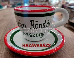 IGAZÁN RÖNDÖS ASSZONY KÁVÉSCSÉSZE ALÁTÉTTEL 1 DL IGAZÁN RÖNDÖS ASSZONY KÁVÉSCSÉSZE ALÁTÉTTEL 1 DL