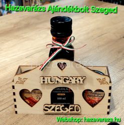PAPRIKÁS  3 RÉSZES TARTÓ AJÁNDÉKCSOMAG HUNGARY / SZEGED FELIRATTAL 