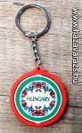 PÖRGENTYŰS MATYÓ MINTÁS KÉTOLDALAS KUCSTARTÓ NEMZETI SZÍNŰ KERETBEN KÖZÉPEN HUNGARY FELIRATTAL  