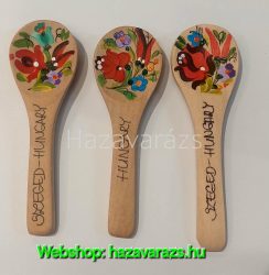 HŰTŐMÁGNES: MINI FAKANÁL PIROS NÉPI MINTÁVAL HUNGARY VAGY SZEGED FELIRATTAL KÉZZEL FESTETT TERMÉK 1 DB