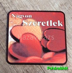 NAGYON SZERETLEK POHÁRALÁTÉT  FELÜL A SZÖVEG